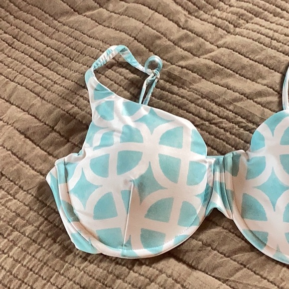 Kenny Flowers underwire NWT DD Blue/White Bikini Top summer, beach, pool party - Picture 8 of 9